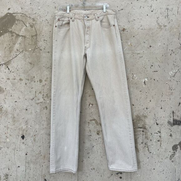 Vintage 90’s Made In USA Beige Levi’s 501 Jeans 34 x 33